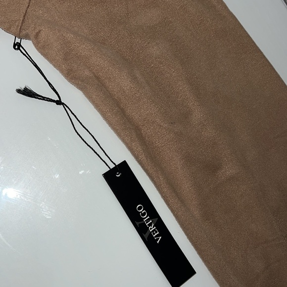 NWT Vertigo Ruffled Smocked Tunic Long Sleeve in Camel / Lightweight Faux Suede - Picture 10 of 14